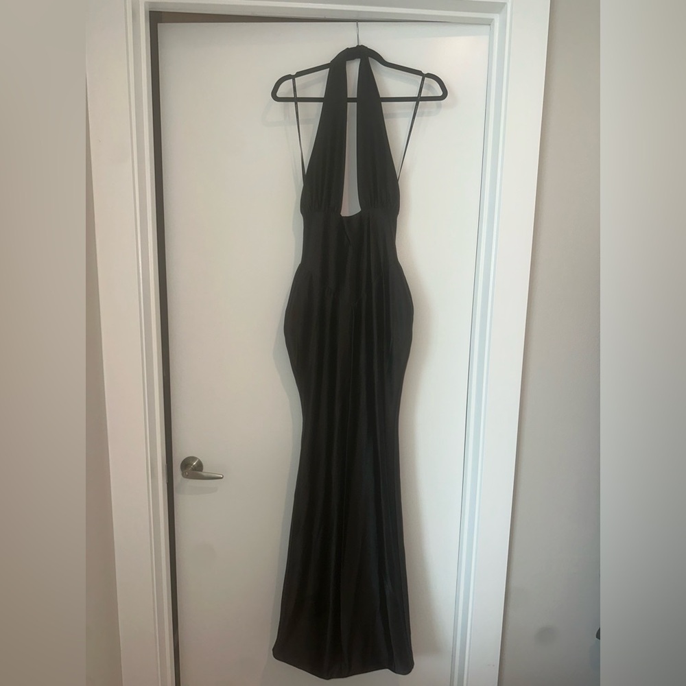Retrofete Elegant Black Halter Dress